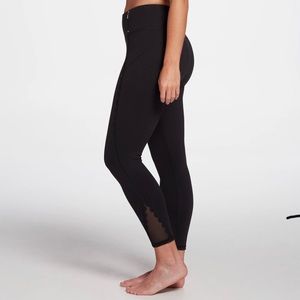 CALIA by Carrie Underwood Scallop Leggings